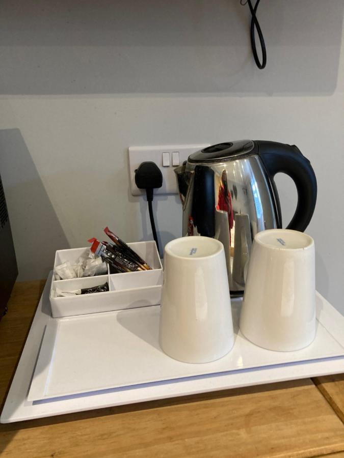 Wicks At 26 Hotel Сандаун Екстериор снимка